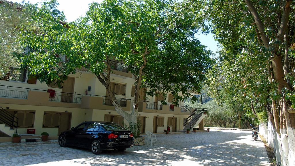 Vessarios Nikiana Exterior foto